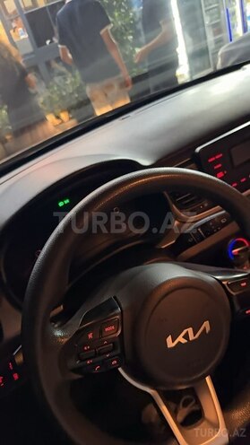 Kia Rio 2023, 358,000 km - 1.4 l - Bakı