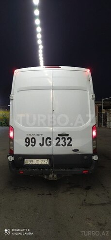 Ford Transit-4