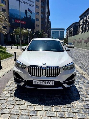BMW X1 2019, 31,000 km - 2.0 l - Bakı