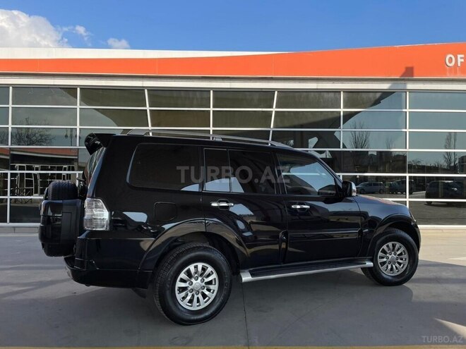 Mitsubishi Pajero 2011, 155,000 km - 3.5 l - Bakı
