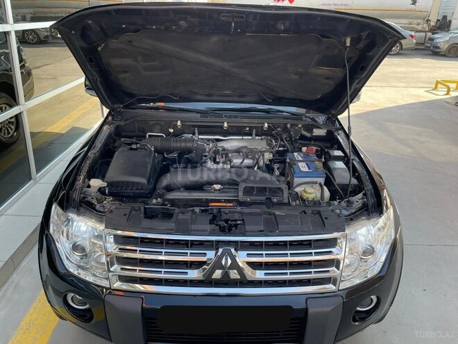 Mitsubishi Pajero 2011, 155,000 km - 3.5 l - Bakı