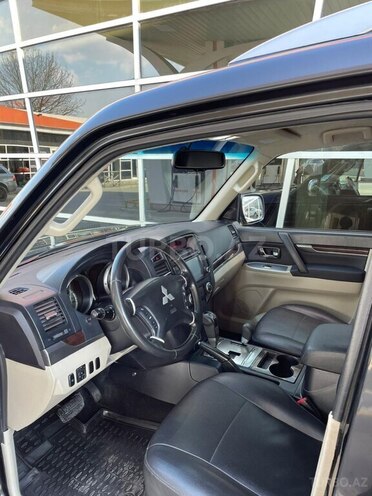 Mitsubishi Pajero 2011, 155,000 km - 3.5 l - Bakı