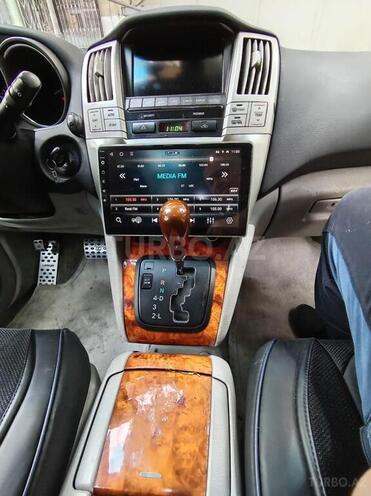 Lexus RX 330-8