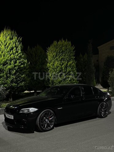 BMW 528 2013, 242,000 km - 2.0 l - Xaçmaz