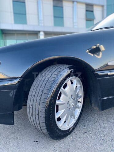 Mercedes C 200 1998, 260,000 km - 2.0 l - Beyləqan