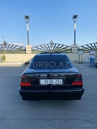 Mercedes C 200 1998, 260,000 km - 2.0 l - Beyləqan