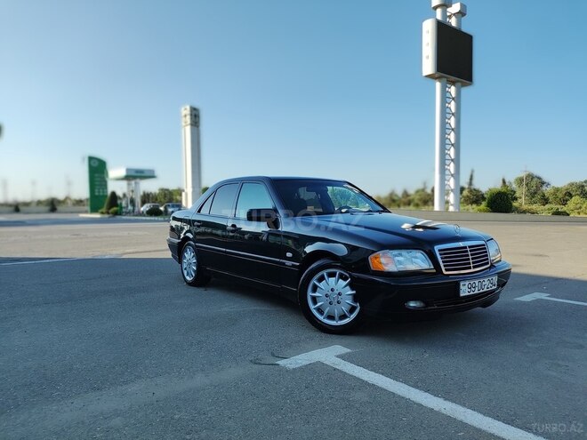 Mercedes C 200 1998, 260,000 km - 2.0 l - Beyləqan