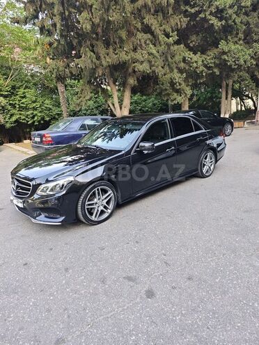Mercedes E 220 2015, 270,000 km - 2.1 l - Bakı