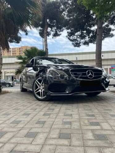 Mercedes E 220 2015, 270,000 km - 2.1 l - Bakı