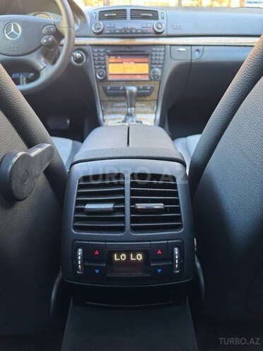 Mercedes E 220 d-17