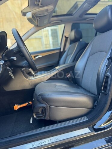 Mercedes E 220 d-14