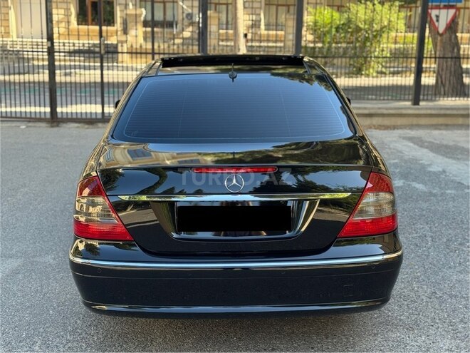 Mercedes E 220 d-10