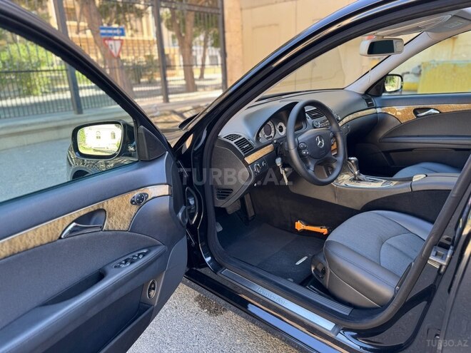 Mercedes E 220 d-13
