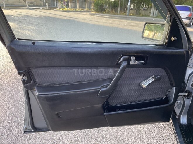 Mercedes 190 1990, 280,000 km - 2.0 l - Bakı