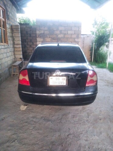Volkswagen Passat 2004, 327,161 km - 2.8 л - Şəki