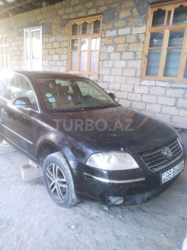 Volkswagen Passat 2004, 327,161 km - 2.8 л - Şəki