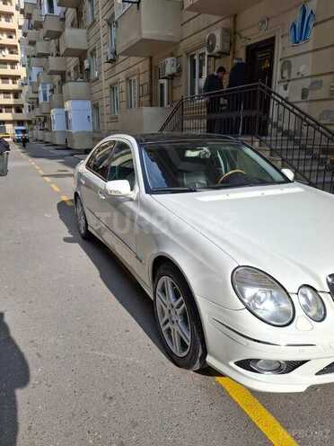 Mercedes E 280-6
