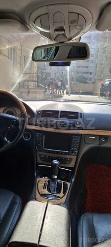 Mercedes E 280-13