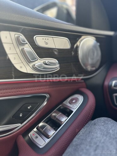 Mercedes C 300-13