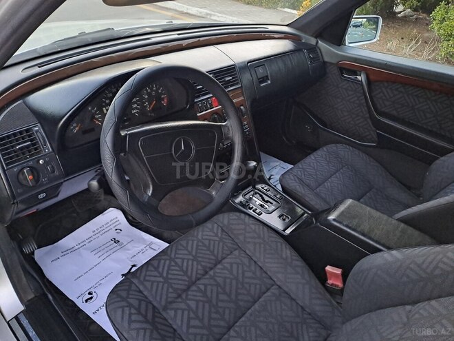Mercedes C 220 1993, 371,000 km - 2.2 l - Sumqayıt