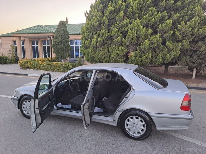 Mercedes C 220 1993, 371,000 km - 2.2 l - Sumqayıt