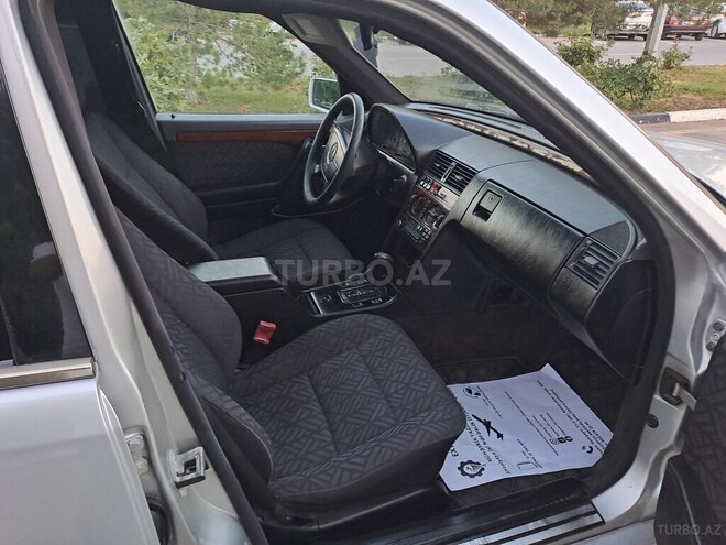 Mercedes C 220 1993, 371,000 km - 2.2 l - Sumqayıt