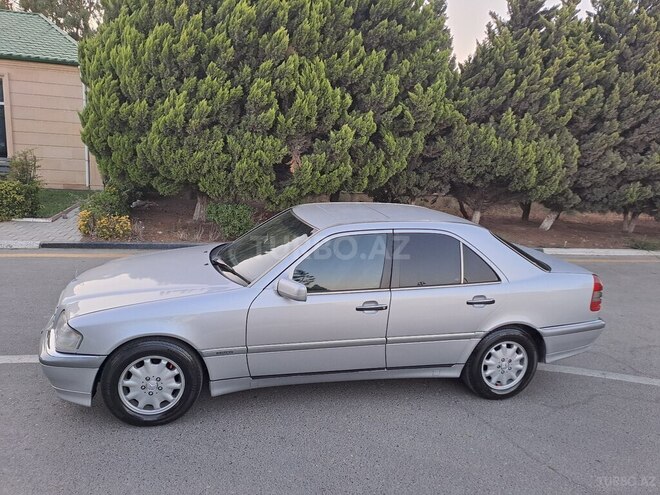 Mercedes C 220 1993, 371,000 km - 2.2 l - Sumqayıt