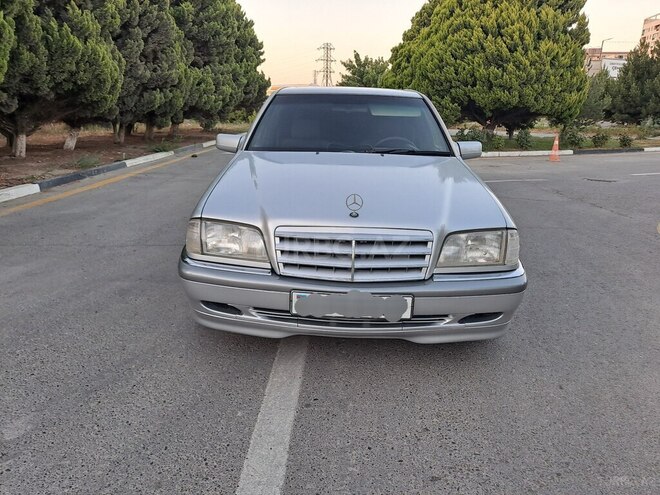 Mercedes C 220 1993, 371,000 km - 2.2 l - Sumqayıt