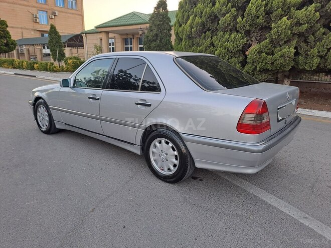 Mercedes C 220 1993, 371,000 km - 2.2 l - Sumqayıt