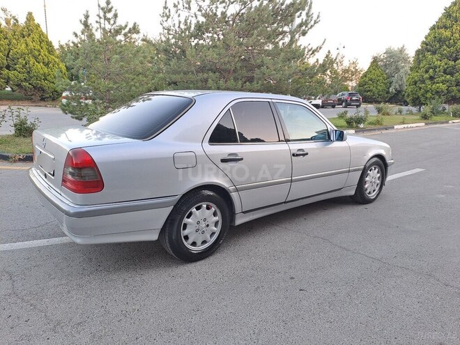 Mercedes C 220 1993, 371,000 km - 2.2 l - Sumqayıt