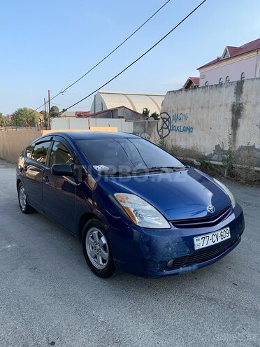 Toyota Prius-2