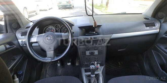 Opel Astra 2006, 669,000 km - 1.3 l - Yevlax