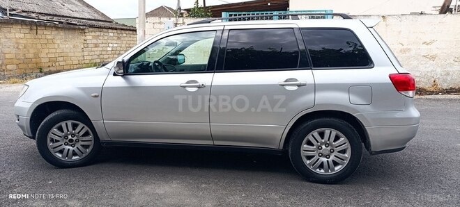 Mitsubishi Airtrek 2001, 286,586 km - 2.0 л - Xaçmaz