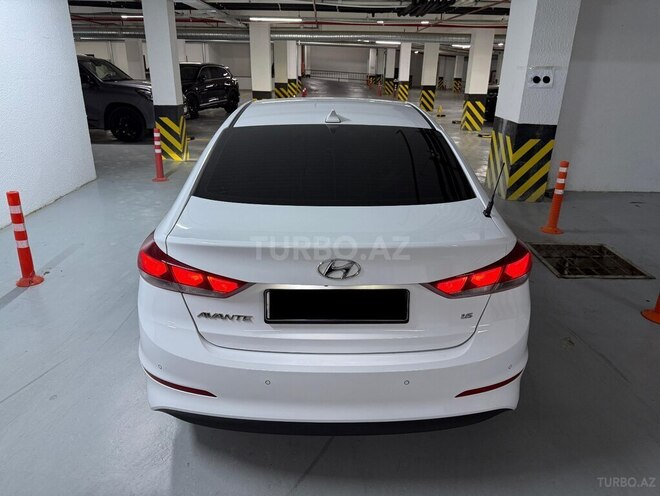 Hyundai Avante 2017, 108,600 km - 1.6 л - Bakı