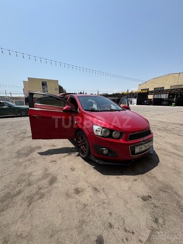 Chevrolet Aveo-3