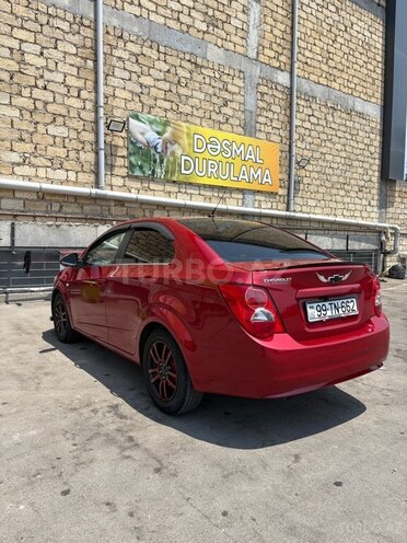 Chevrolet Aveo-5