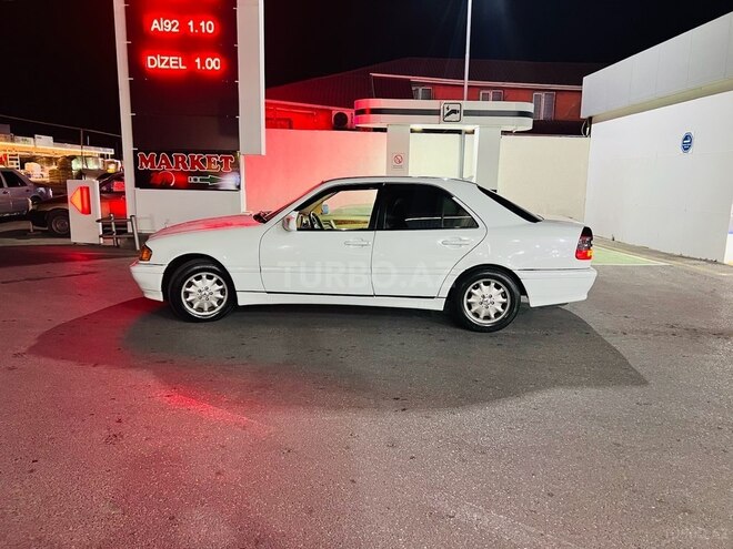 Mercedes E 200 1997, 368,000 km - 2.0 l - Bakı