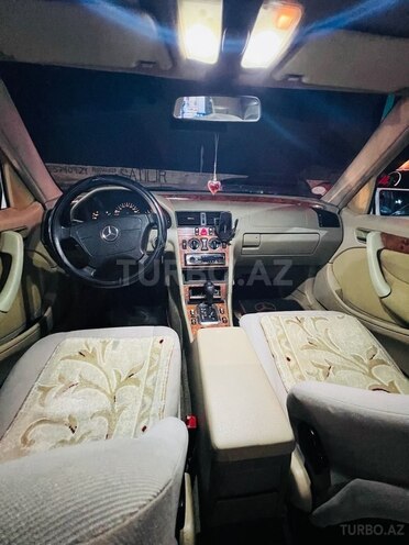 Mercedes E 200 1997, 368,000 km - 2.0 l - Bakı