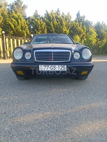 Mercedes E 240 1999, 348,000 km - 2.4 l - Bakı