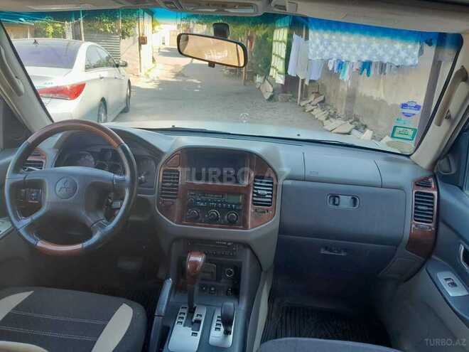 Mitsubishi Pajero 2003, 287,346 km - 3.0 l - Bakı