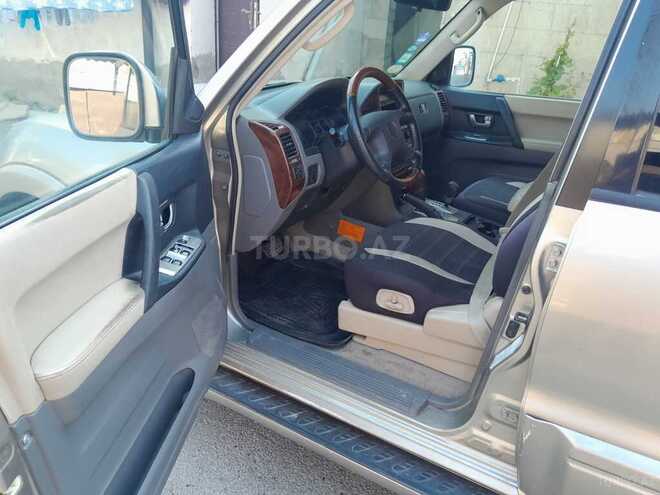 Mitsubishi Pajero 2003, 287,346 km - 3.0 l - Bakı