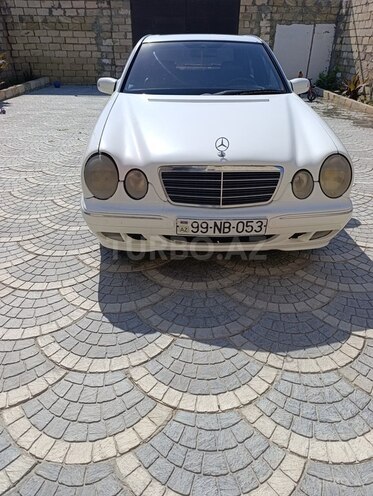Mercedes E 220 d 2000, 454,000 km - 2.2 l - Bakı