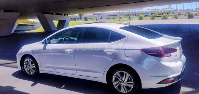 Hyundai Elantra 2019, 58,192 km - 2.0 l - Bakı