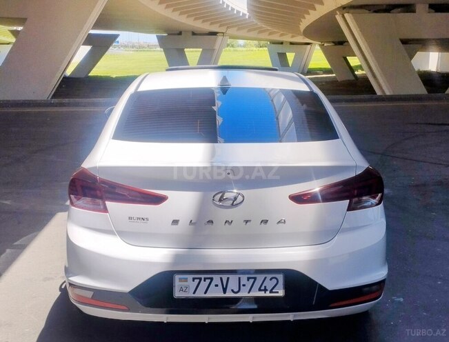 Hyundai Elantra 2019, 58,192 km - 2.0 l - Bakı