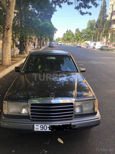 Mercedes E 230 1990, 375,000 km - 2.3 l - Gəncə
