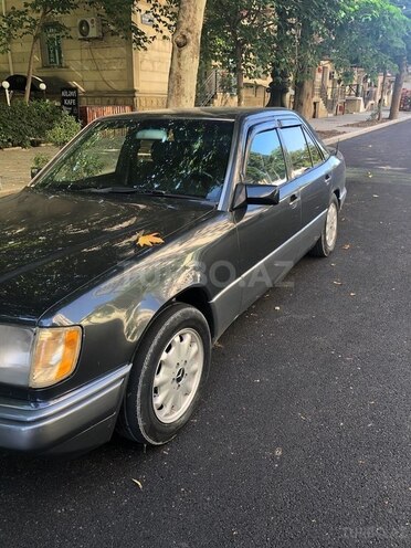 Mercedes E 230 1990, 375,000 km - 2.3 l - Gəncə