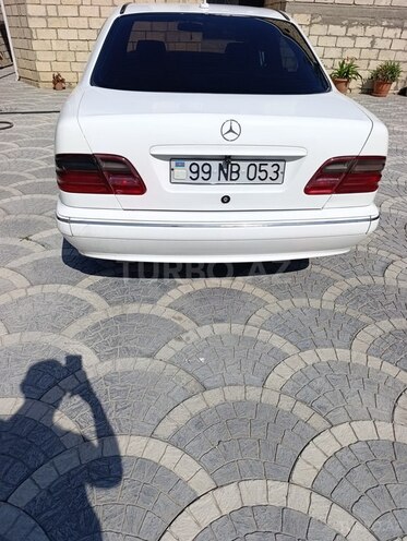 Mercedes E 220 d 2000, 454,000 km - 2.2 l - Bakı