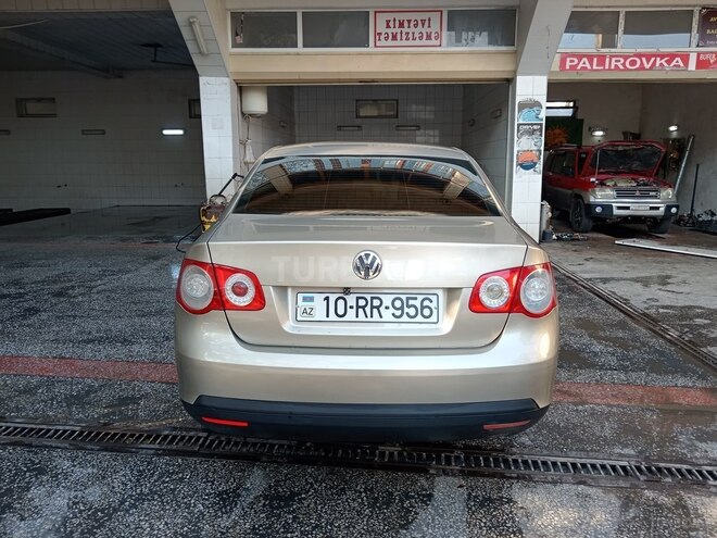 Volkswagen Jetta 2006, 328,000 km - 1.6 l - Gəncə