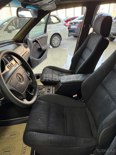 Mercedes C 240-10