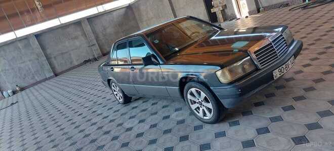 Mercedes 190 1990, 218,000 km - 2.0 l - Tovuz